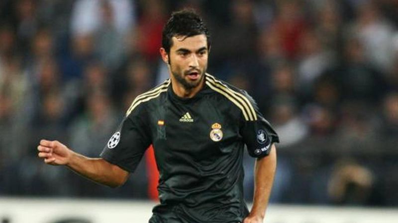 Raul Albiol - Đội hình Real Madrid 2009